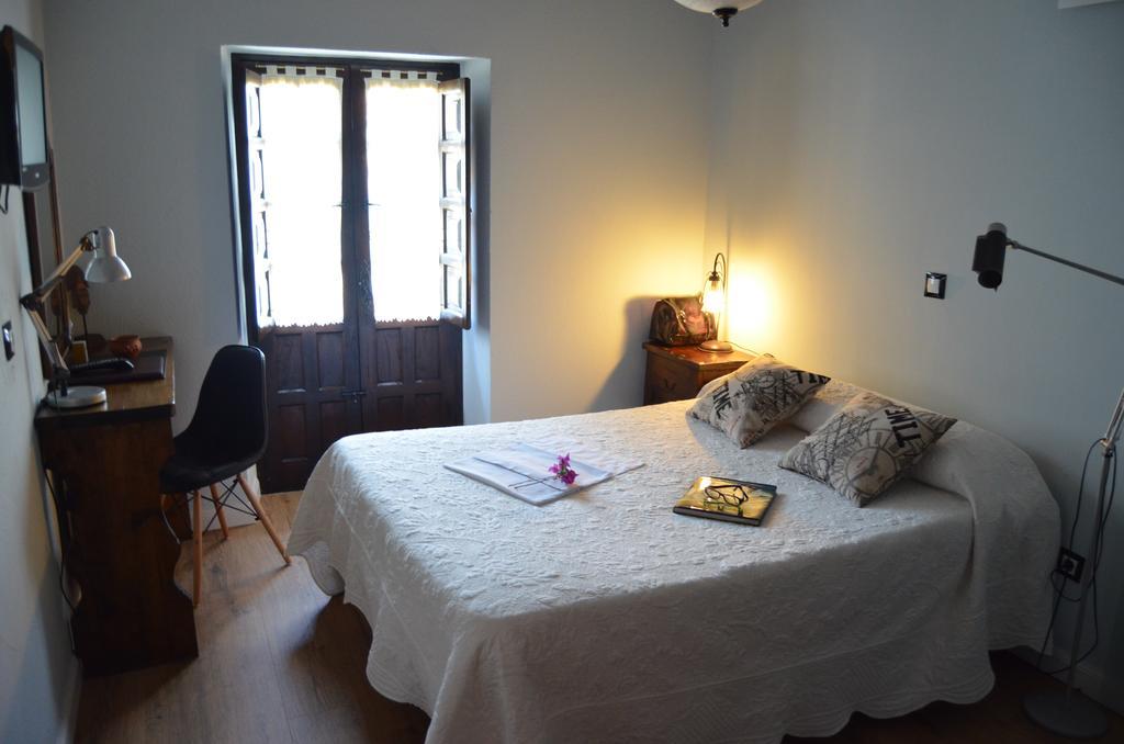 Posada Real La Montanesa Corrales De Buelna Ngoại thất bức ảnh