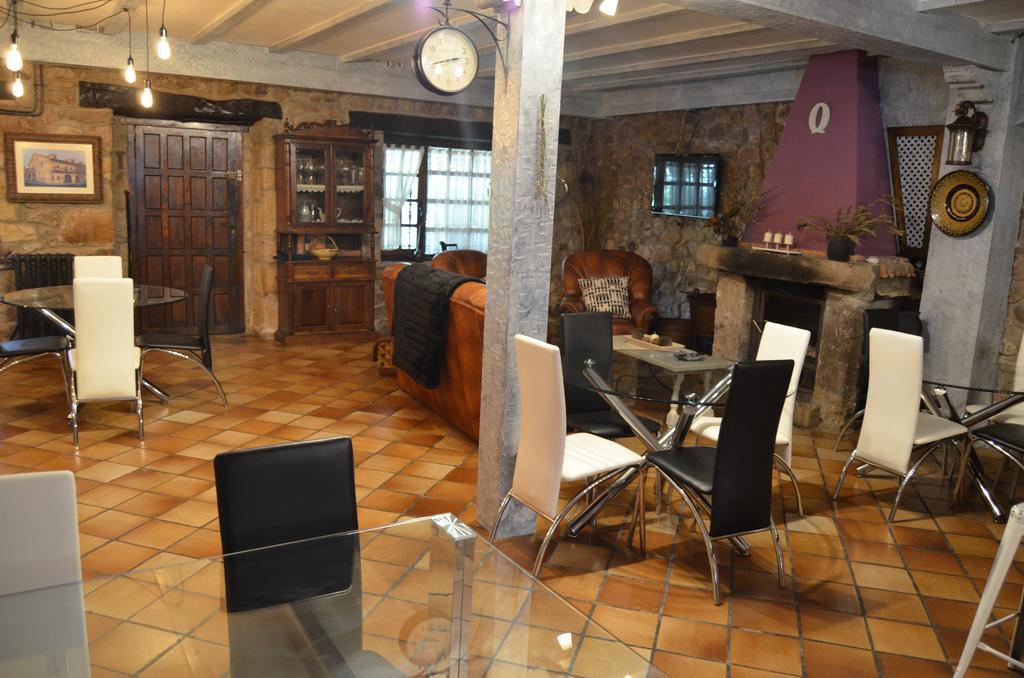 Posada Real La Montanesa Corrales De Buelna Ngoại thất bức ảnh